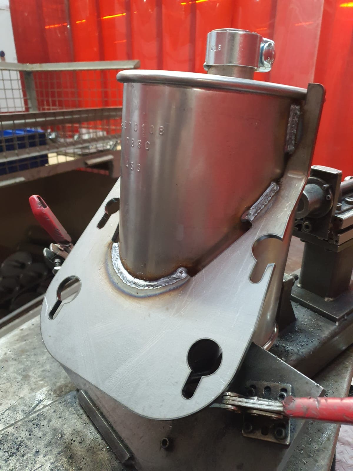 Schweißarbeit – SOROKIN Metallservice